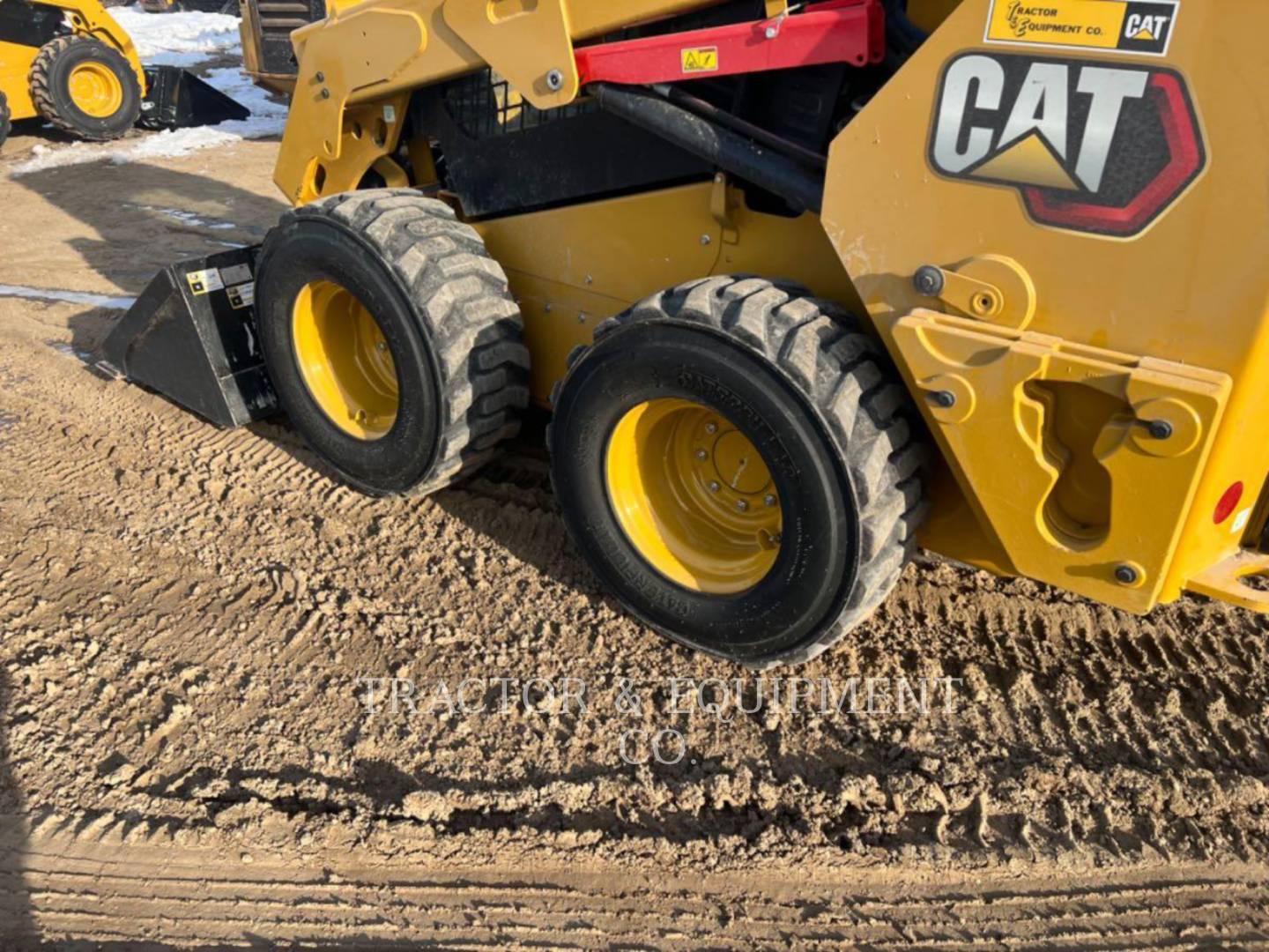 2022 Caterpillar 236D3 H2CB Skid Steer Loader