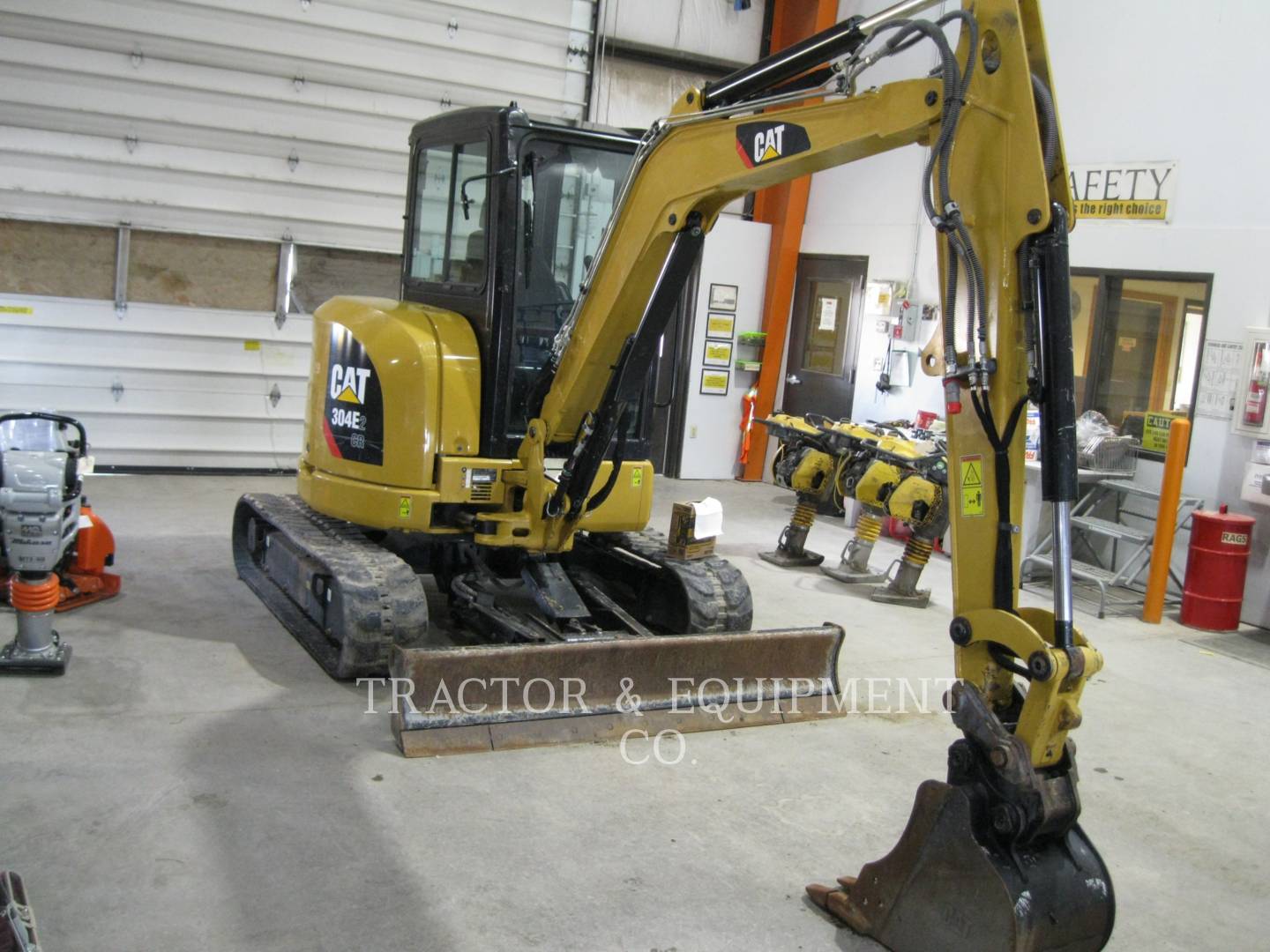 2020 Caterpillar 304E2 CRCB Excavator