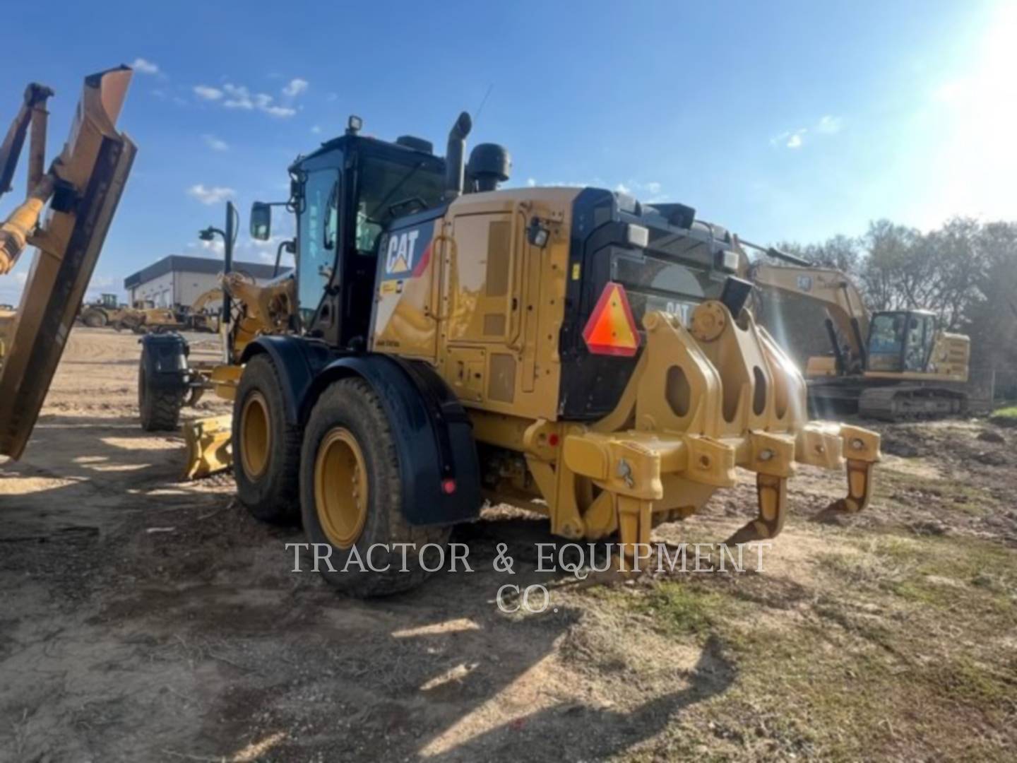 2018 Caterpillar 160M3 AWD Grader - Road