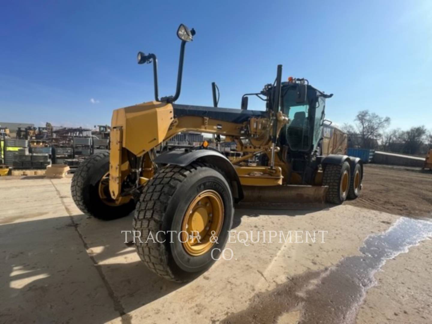 2018 Caterpillar 160M3 AWD Grader - Road