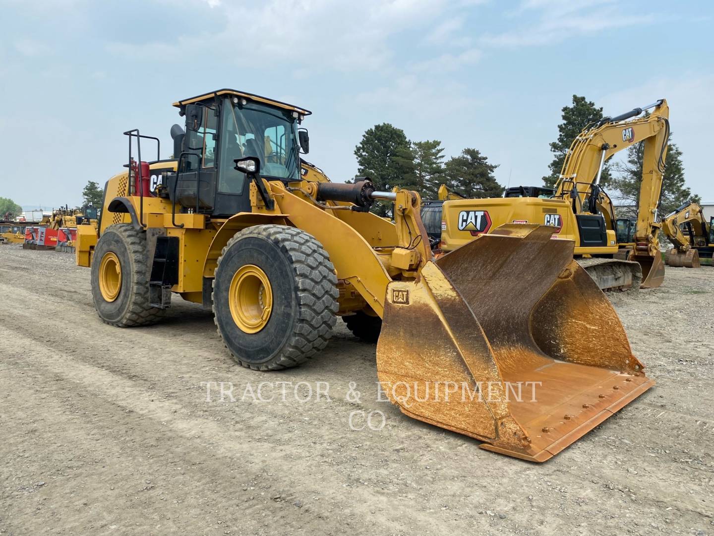 2015 Caterpillar 972M HL Wheel Loader
