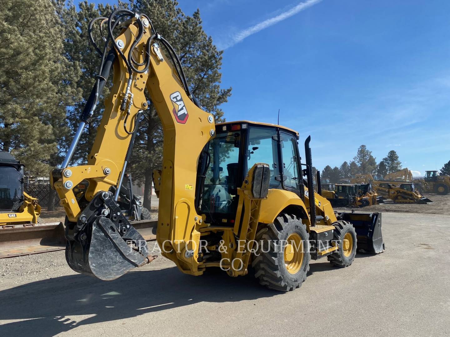 2022 Caterpillar 440 Tractor Loader Backhoe