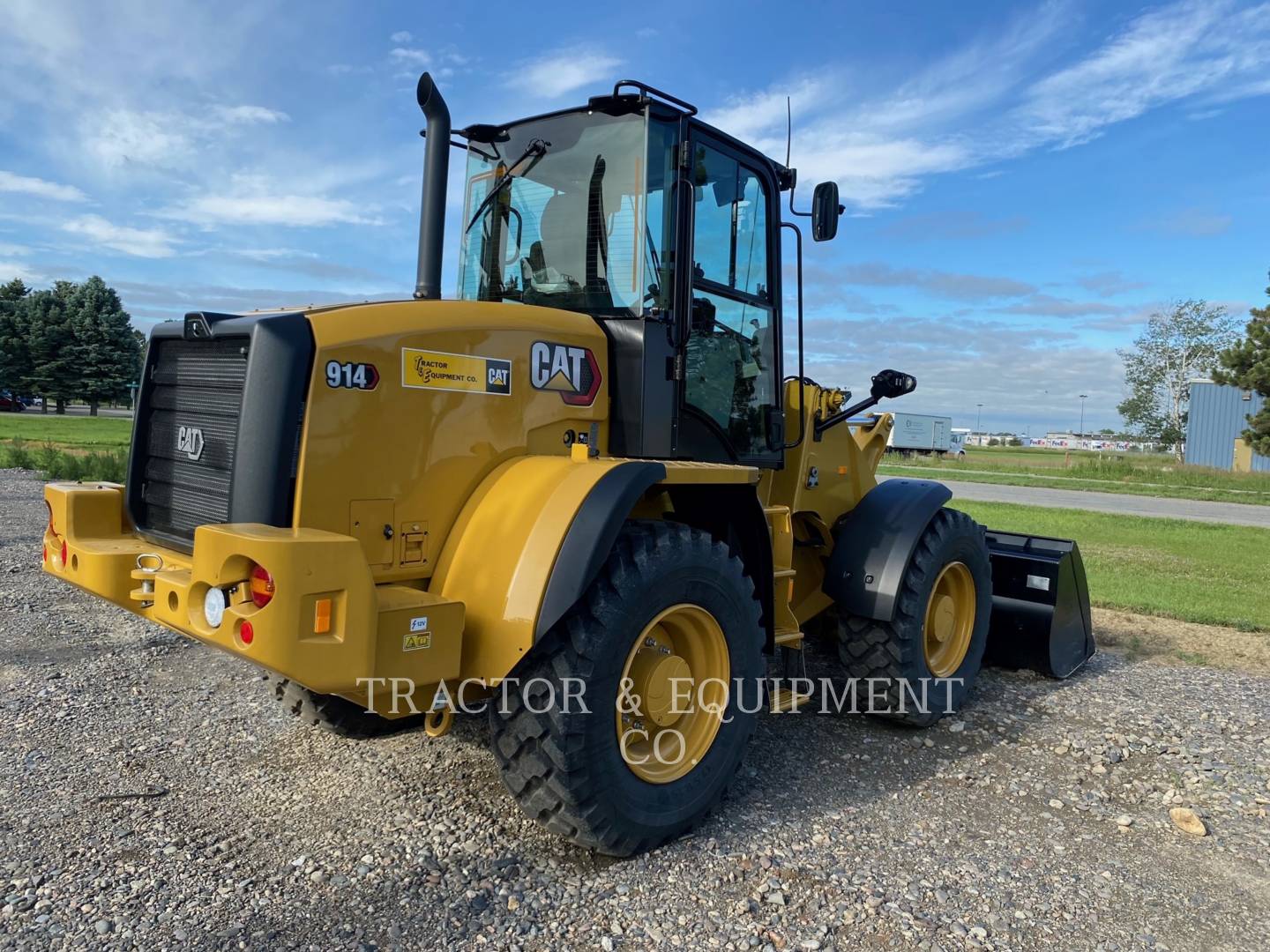 2022 Caterpillar 914 Wheel Loader