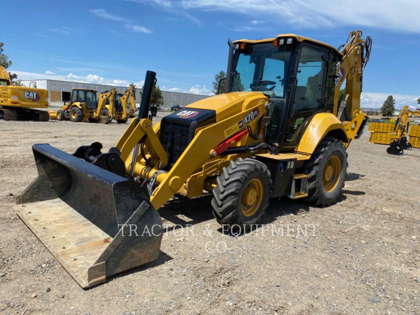 2022 Caterpillar 420XE Tractor Loader Backhoe