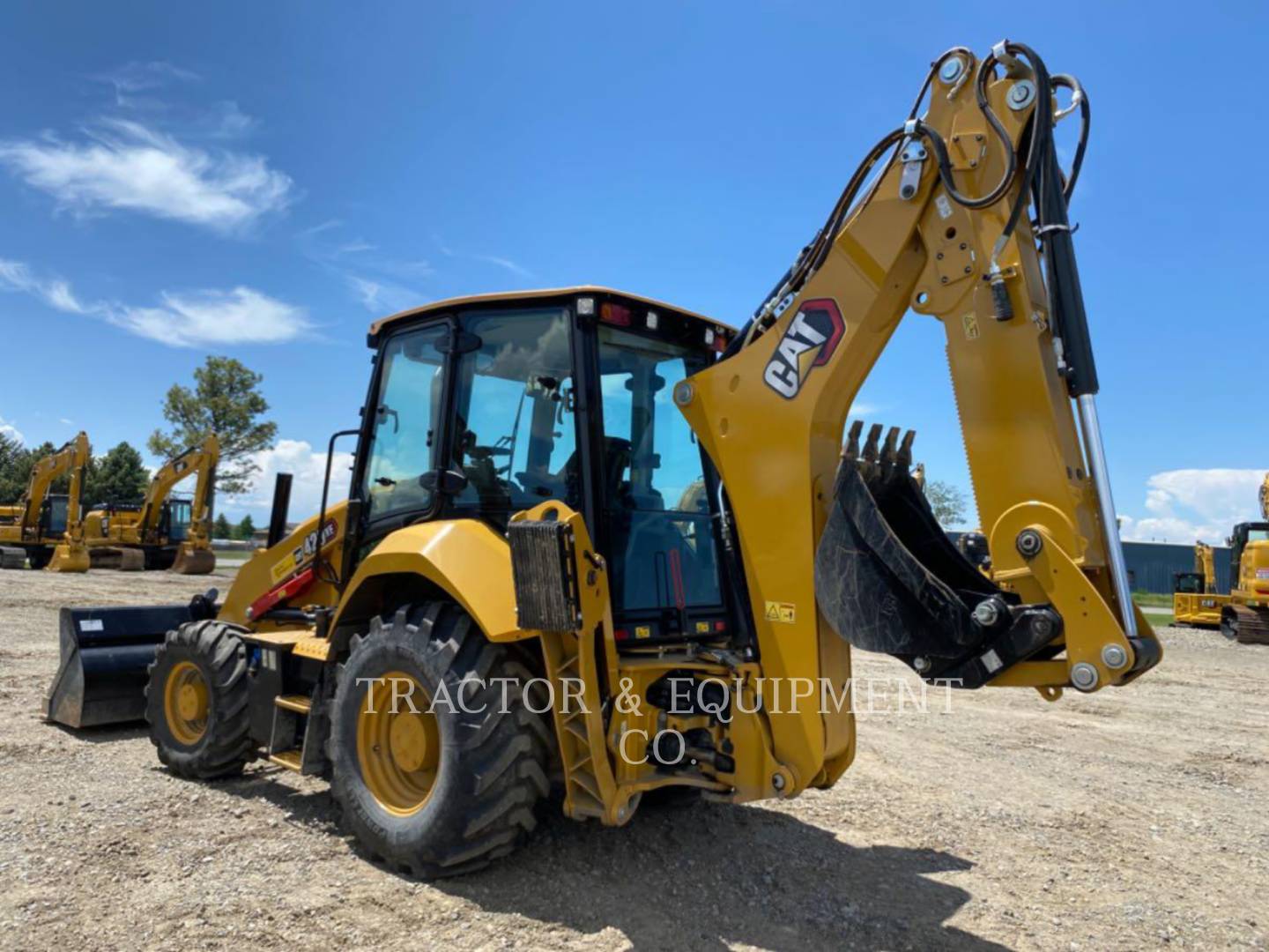 2022 Caterpillar 420XE Tractor Loader Backhoe