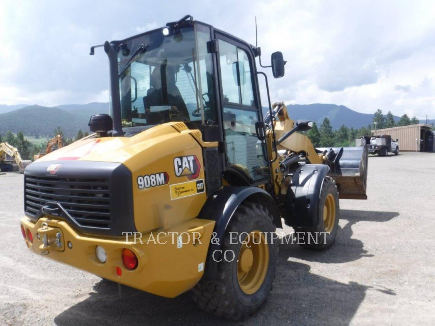 2021 Caterpillar 908M Wheel Loader