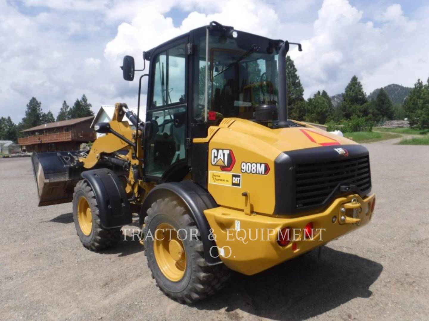 2021 Caterpillar 908M Wheel Loader