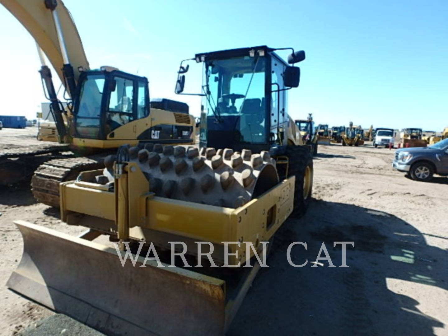 2018 Caterpillar CP56B Paver