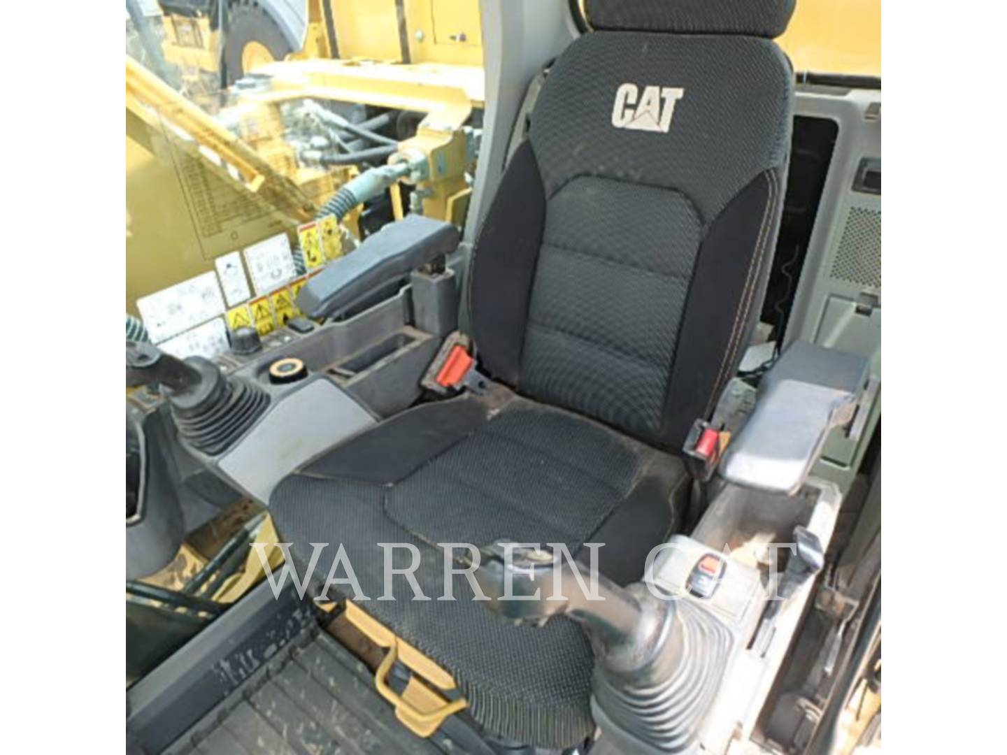 2018 Caterpillar 323 TC Excavator