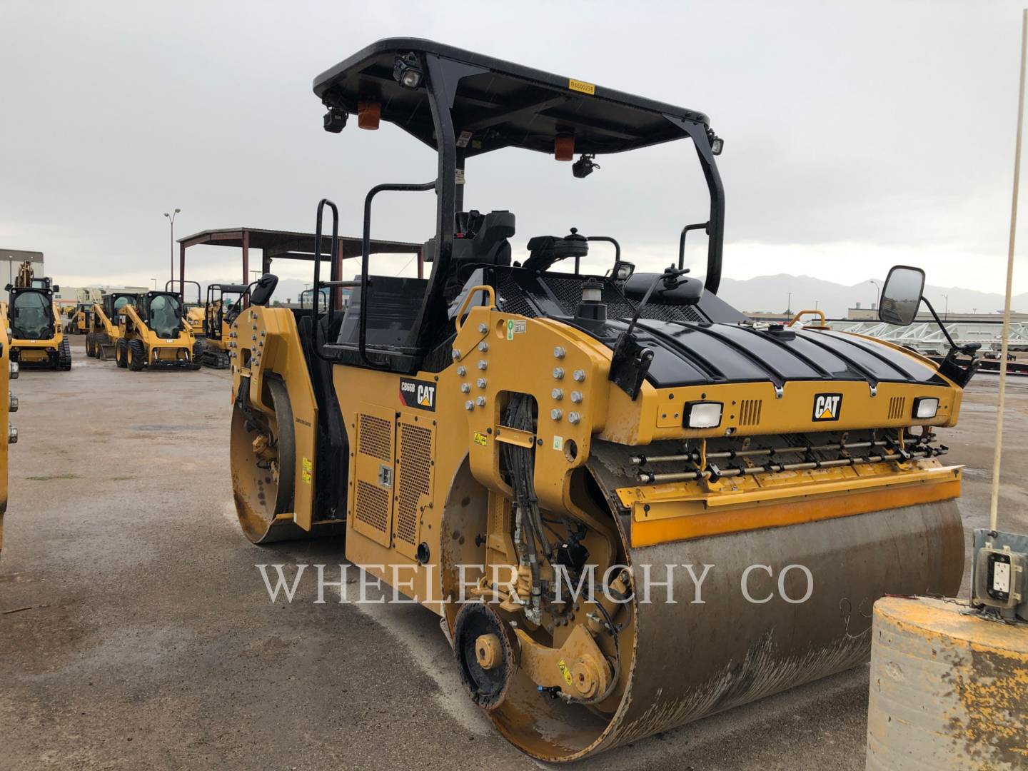 2018 Caterpillar CB66B CW Vibratory Double