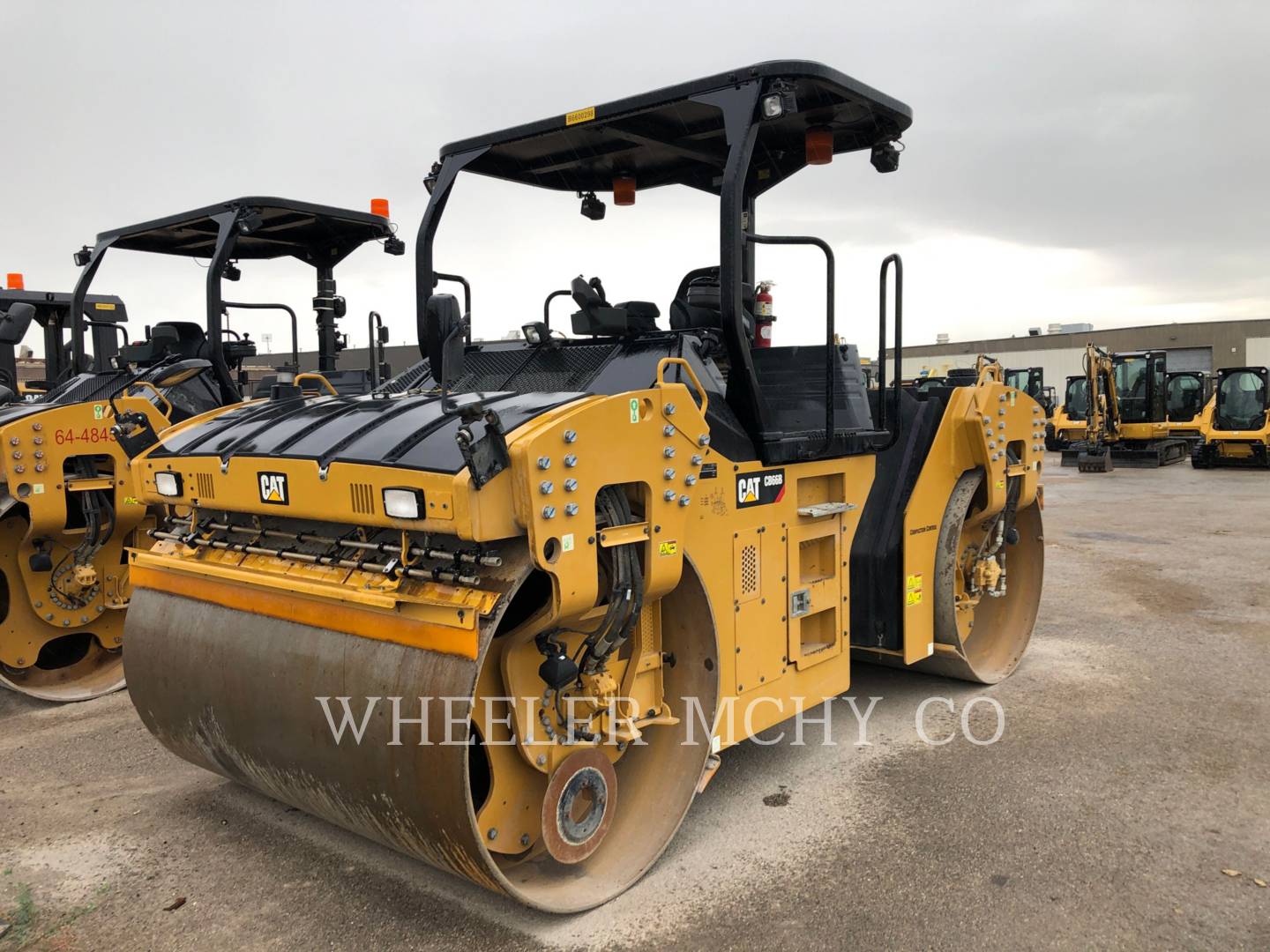 2018 Caterpillar CB66B CW Vibratory Double