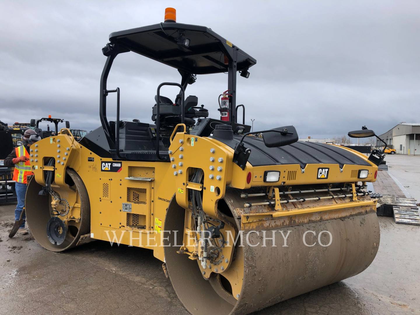 2018 Caterpillar CB66B CW Vibratory Double