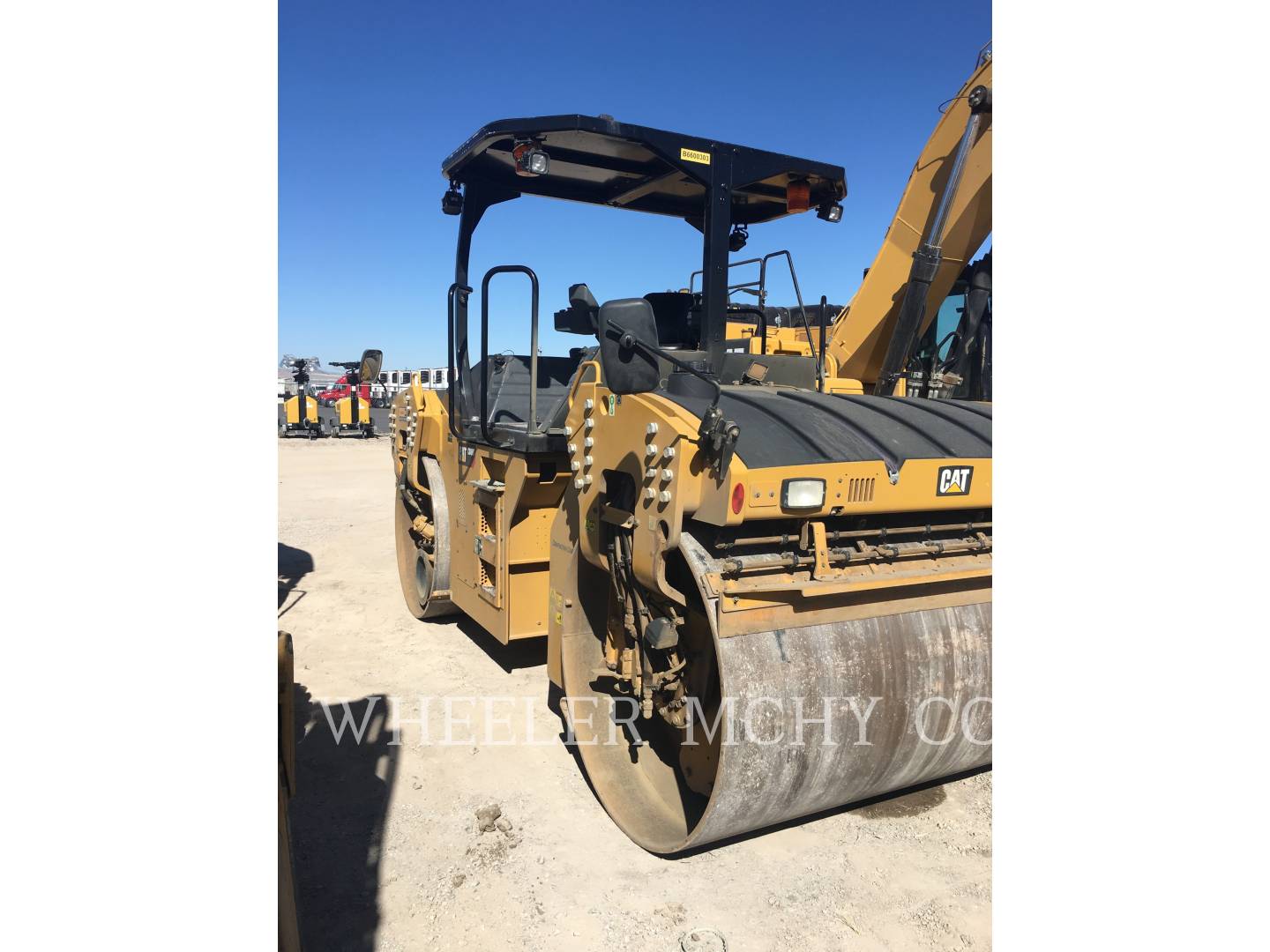 2018 Caterpillar CB66B Vibratory Double