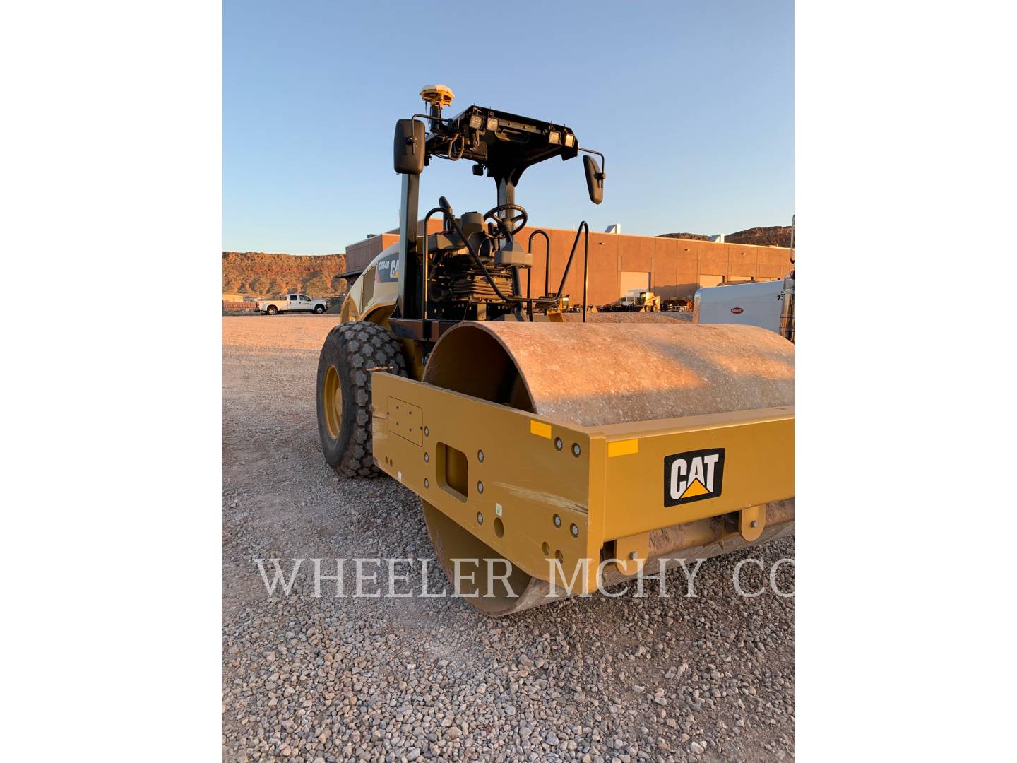 2017 Caterpillar CS64B CNPY Vibratory Single