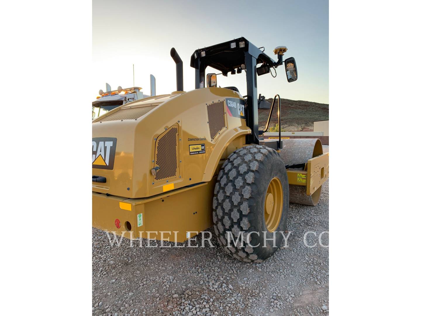 2017 Caterpillar CS64B CNPY Vibratory Single