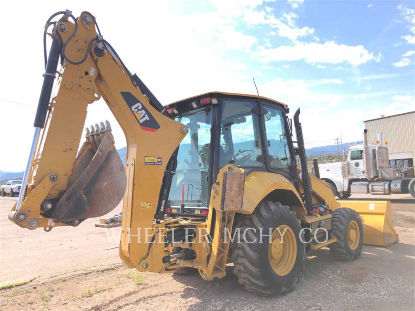 2017 Caterpillar 420F2 E Tractor Loader Backhoe