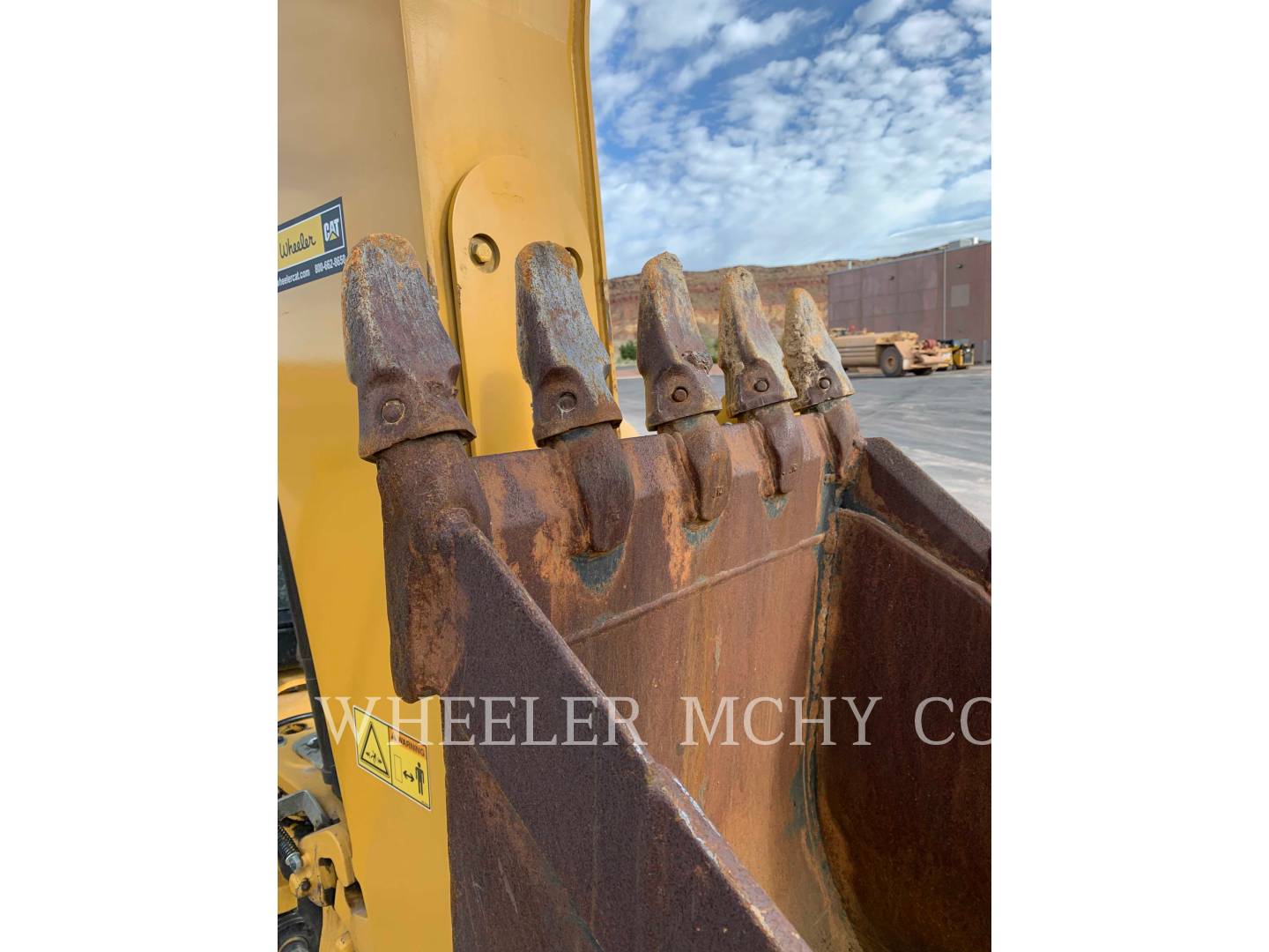 2017 Caterpillar 420F2 E Tractor Loader Backhoe