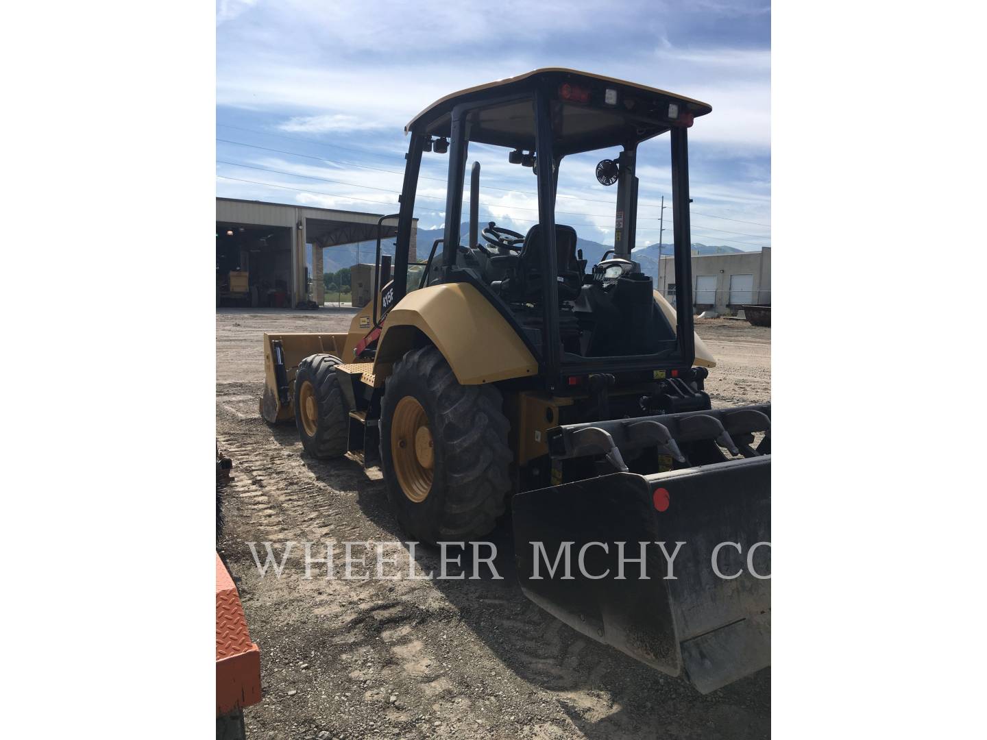 2016 Caterpillar 415F2 IL Tractor Loader Backhoe