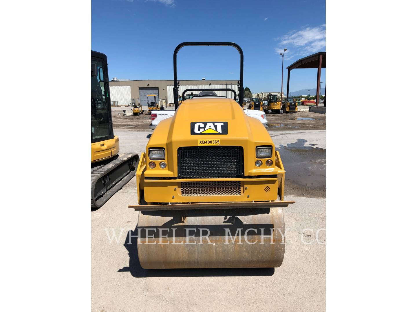 2017 Caterpillar CB34B Vibratory Double