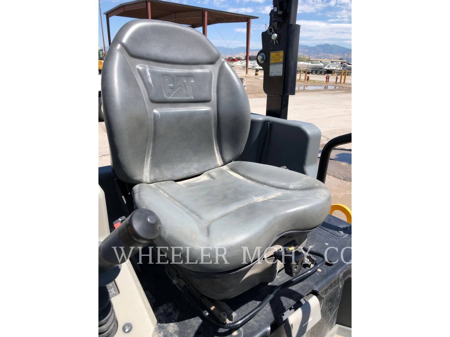 2017 Caterpillar CB34B Vibratory Double