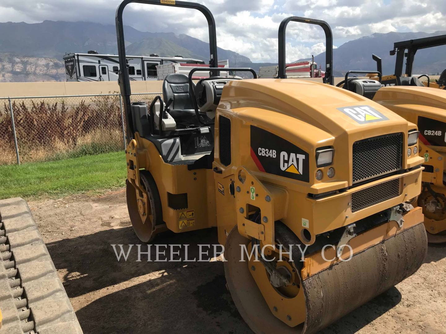 2018 Caterpillar CB34B Vibratory Double