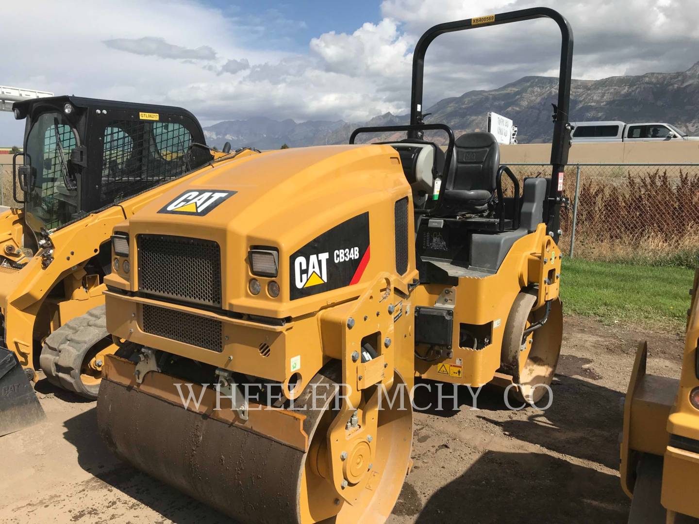 2018 Caterpillar CB34B Vibratory Double