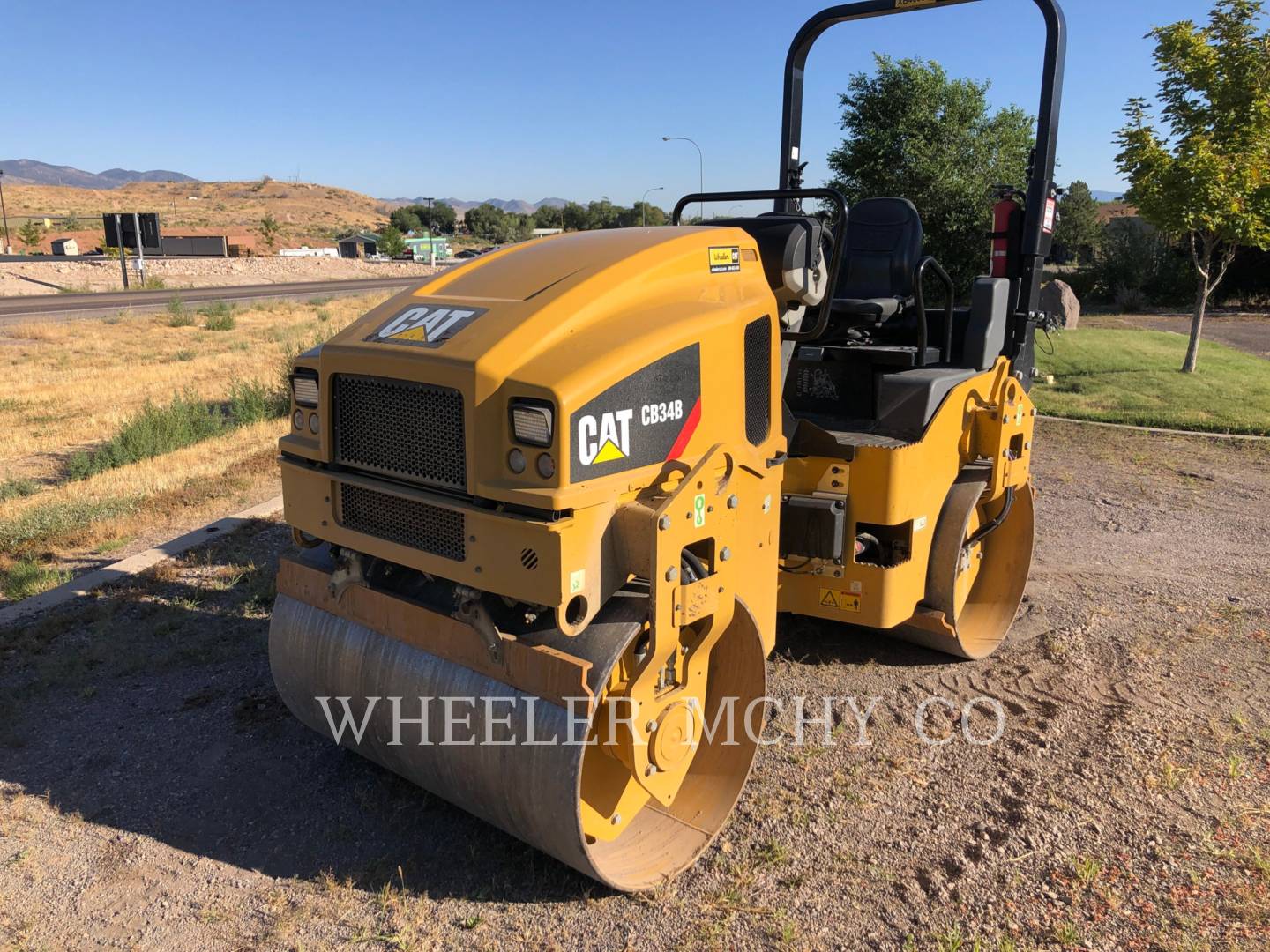 2018 Caterpillar CB34B Vibratory Double