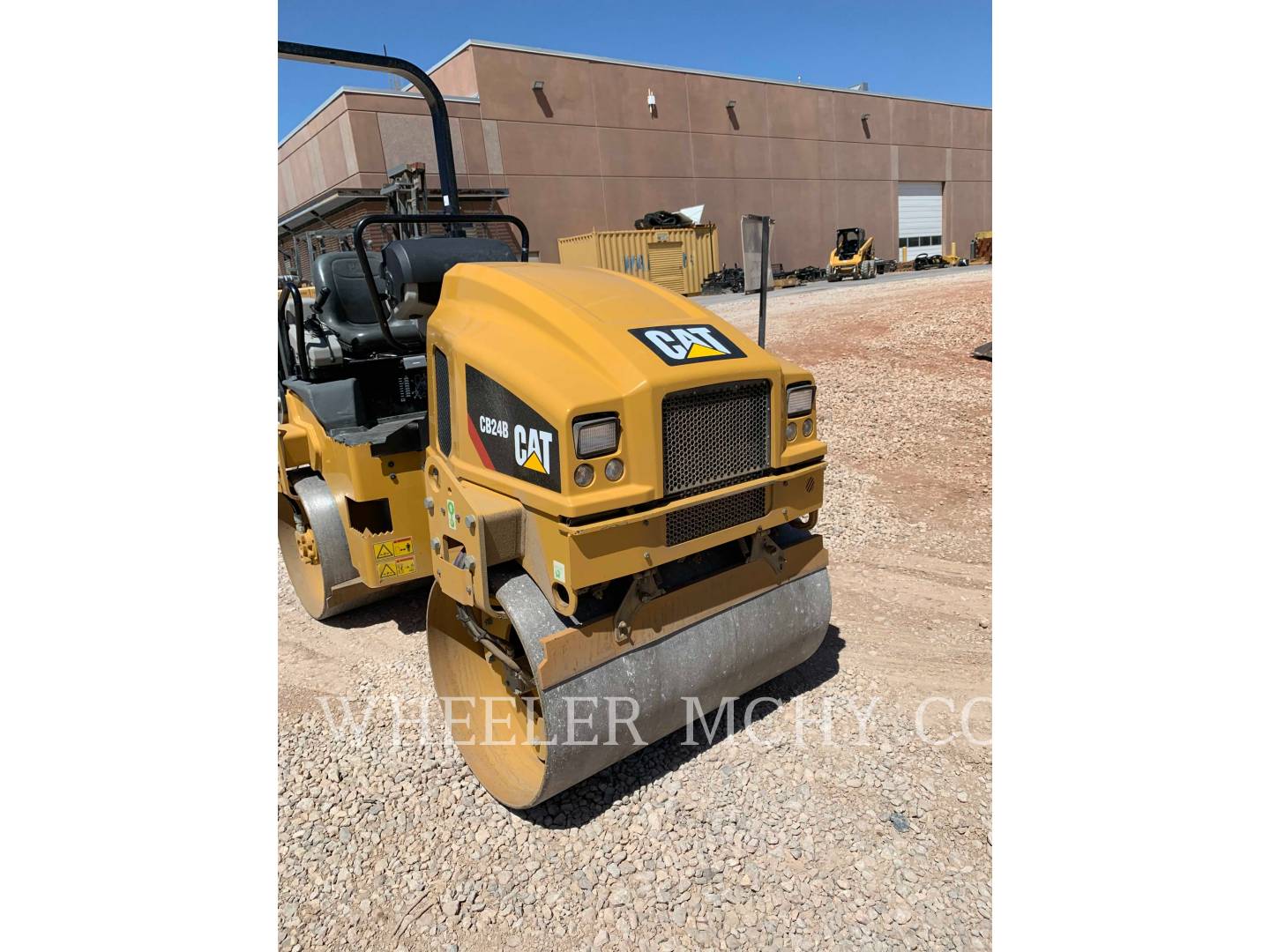 2018 Caterpillar CB24B Vibratory Double