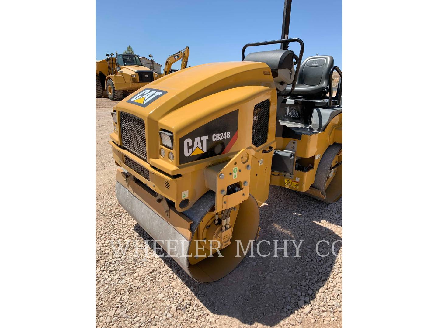 2018 Caterpillar CB24B Vibratory Double