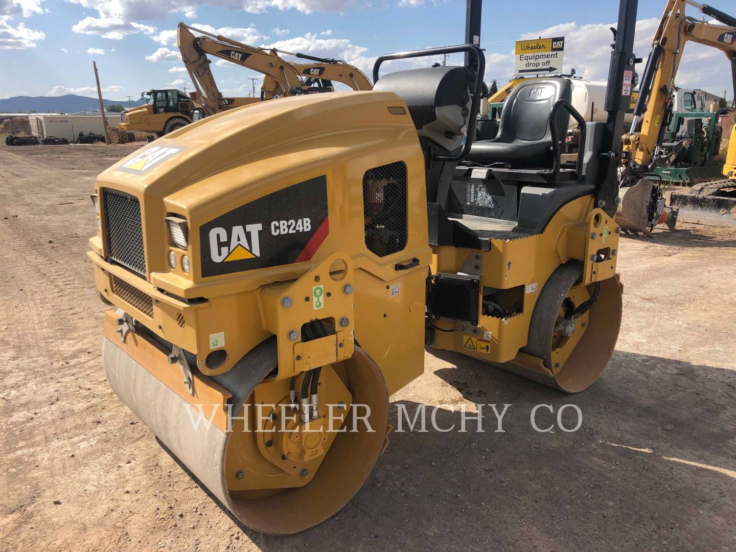 2018 Caterpillar CB24B Vibratory Double