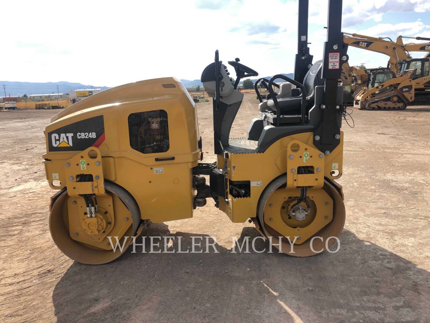 2018 Caterpillar CB24B Vibratory Double