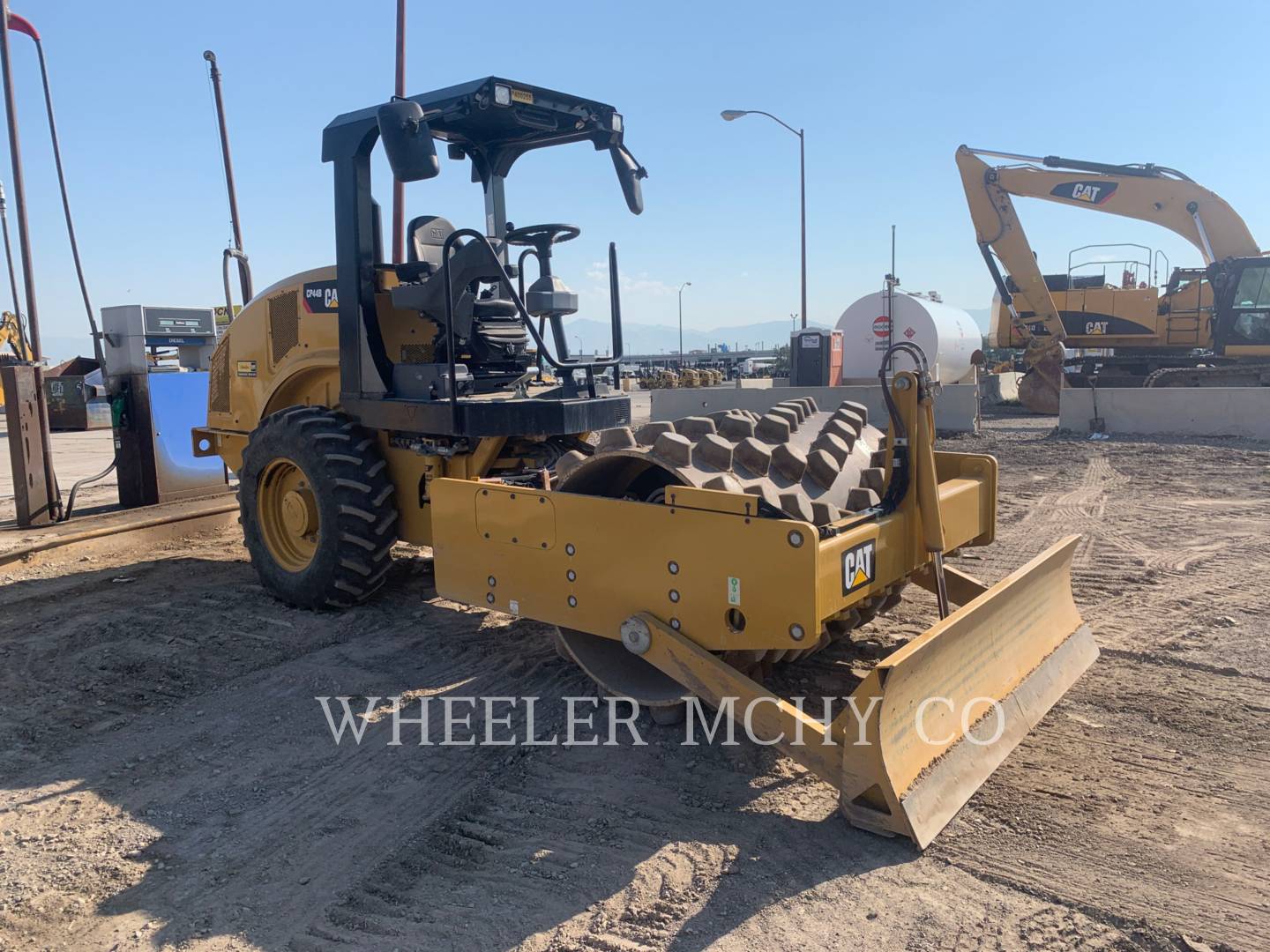 2018 Caterpillar CP44B Vibratory Single