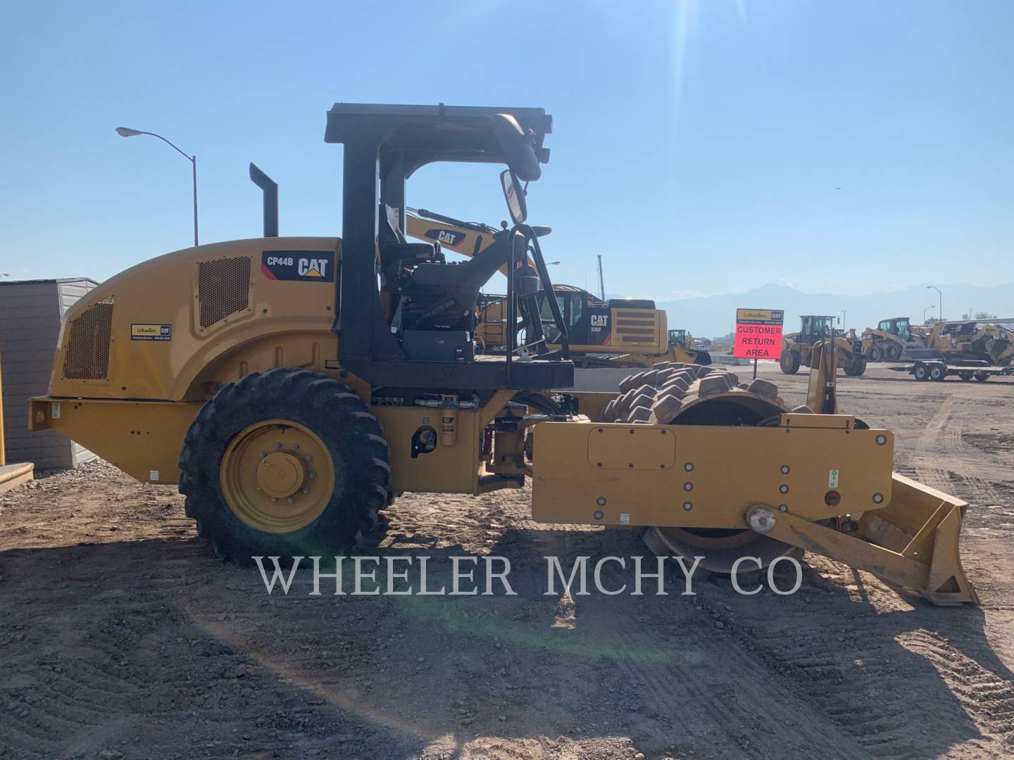 2018 Caterpillar CP44B Vibratory Single