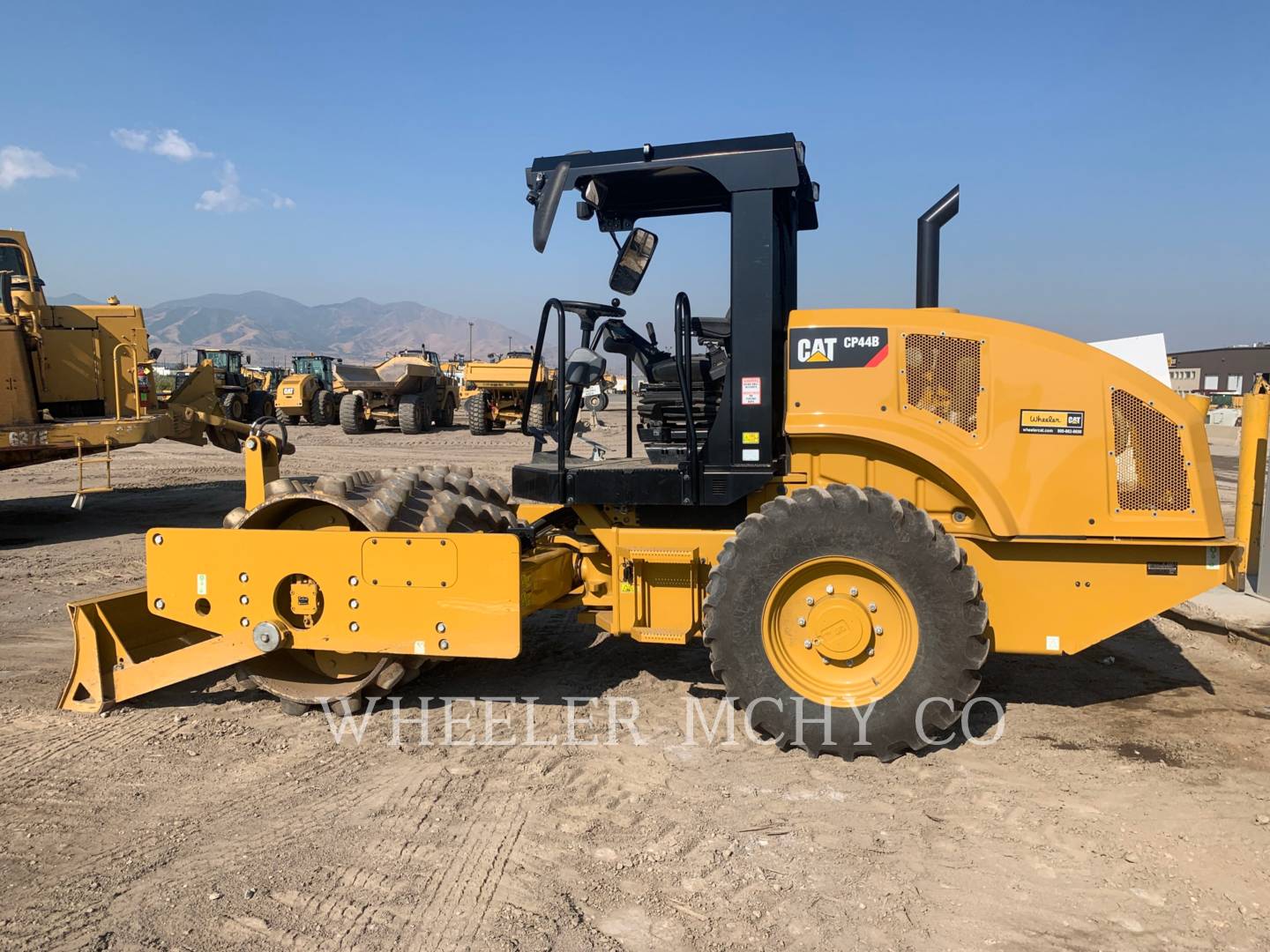 2018 Caterpillar CP44B Vibratory Single