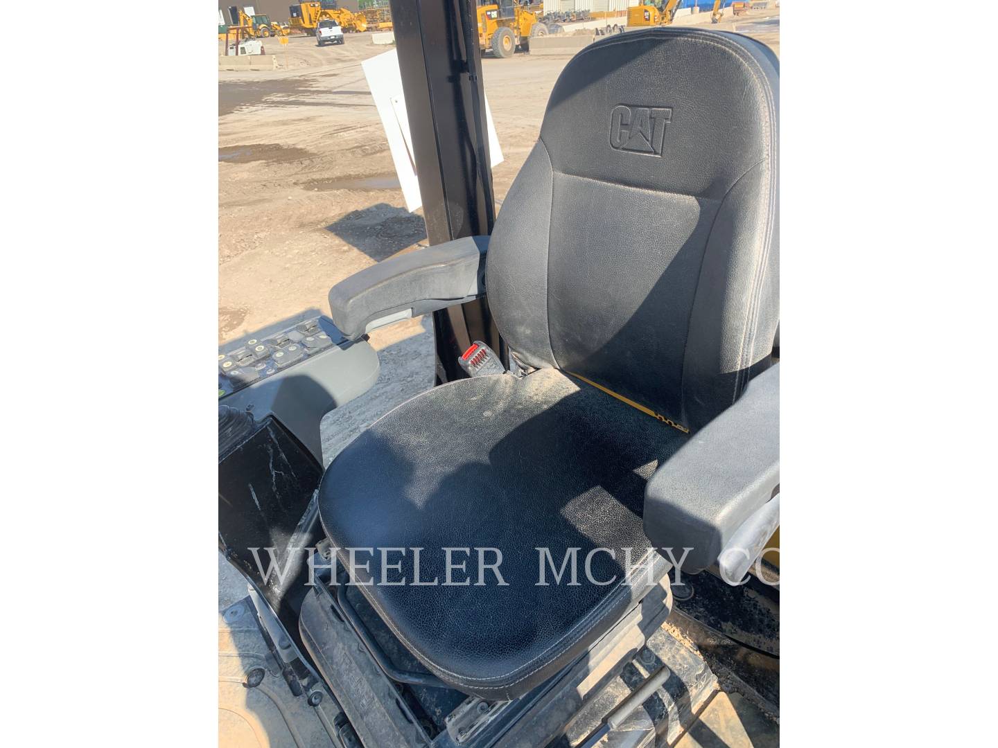 2018 Caterpillar CP44B Vibratory Single