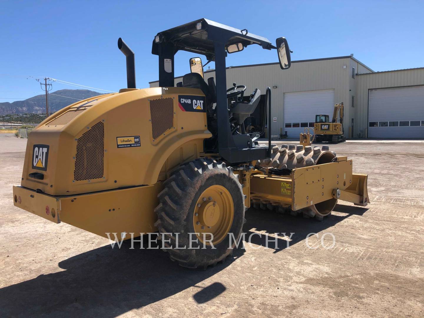 2018 Caterpillar CP44B Vibratory Single