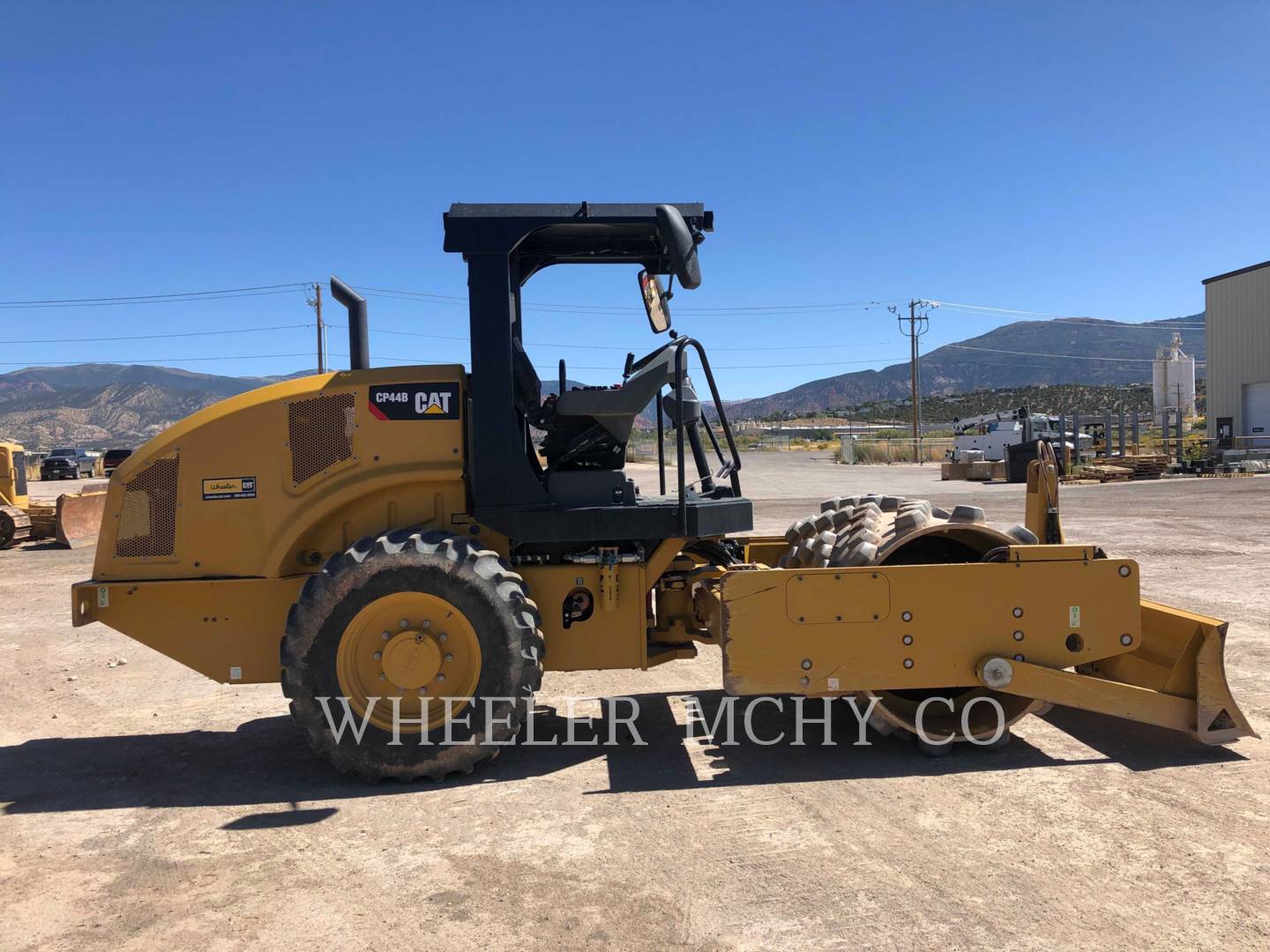 2018 Caterpillar CP44B Vibratory Single