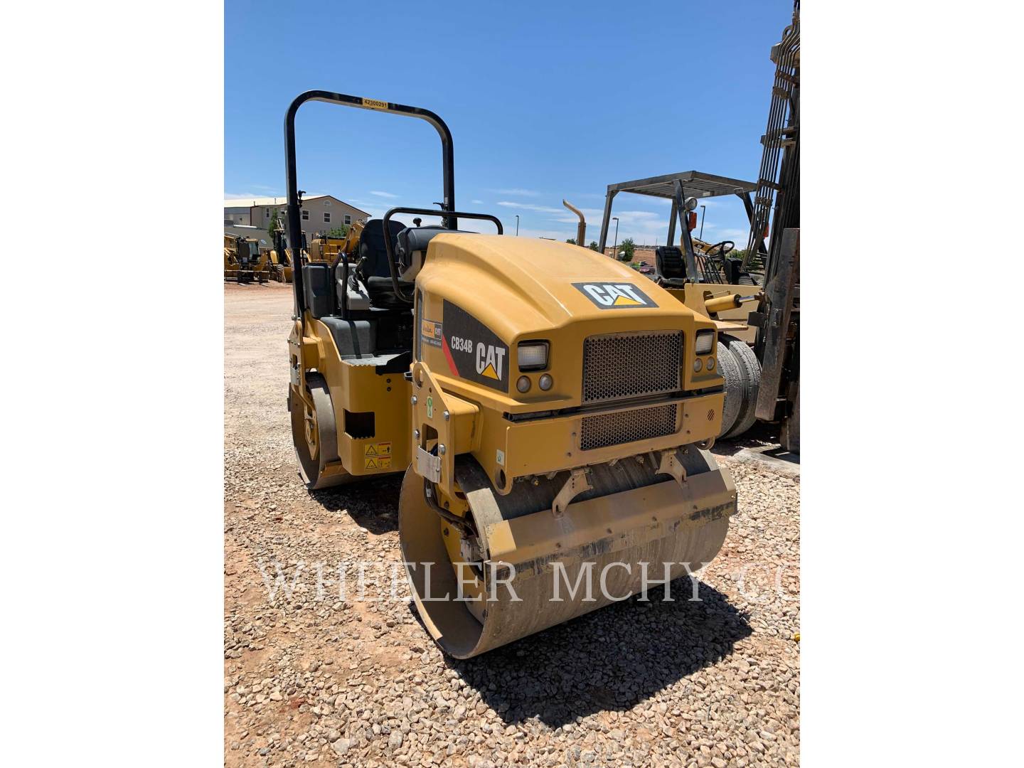 2015 Caterpillar CB34B Vibratory Double