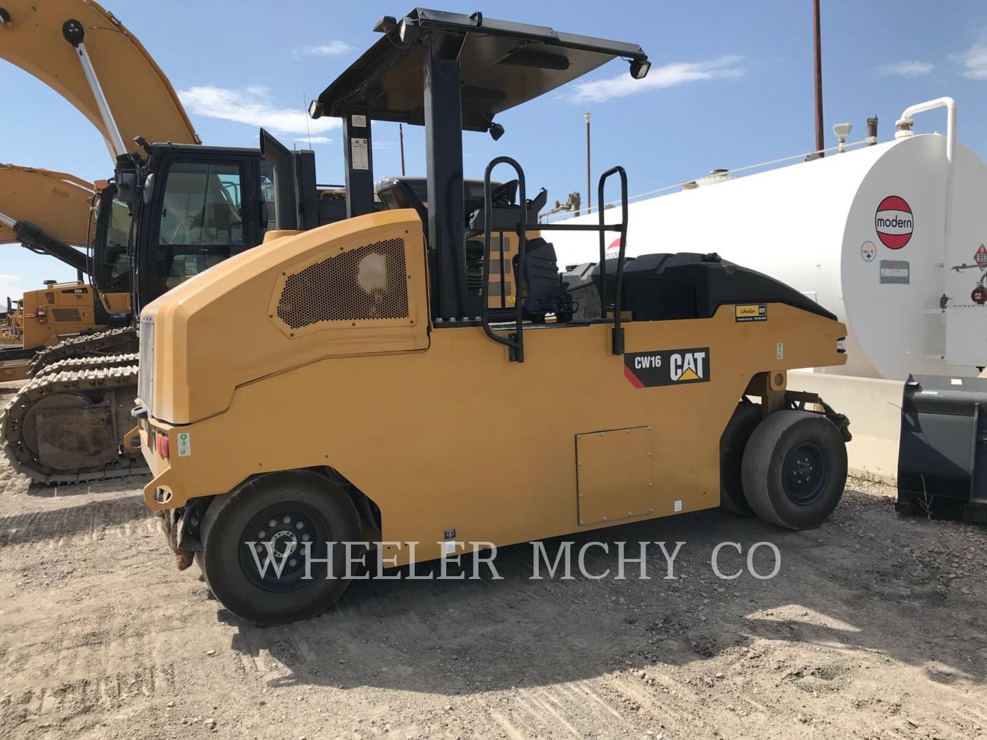 2019 Caterpillar CW16 Compactor