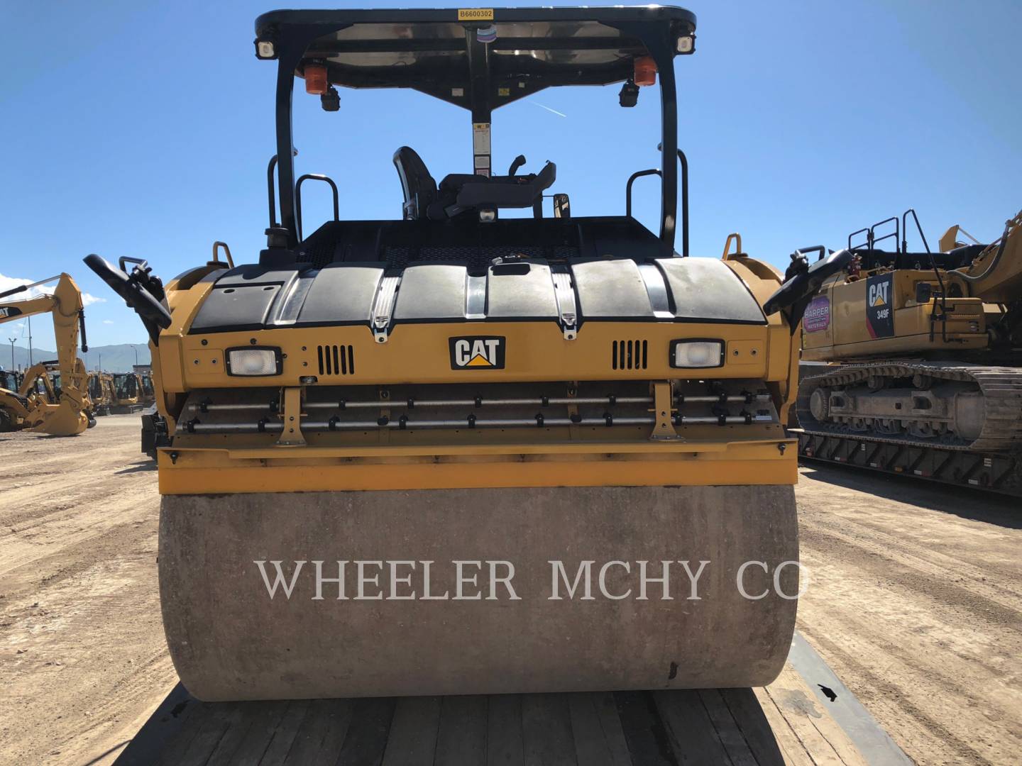 2018 Caterpillar CB66B CW Vibratory Double