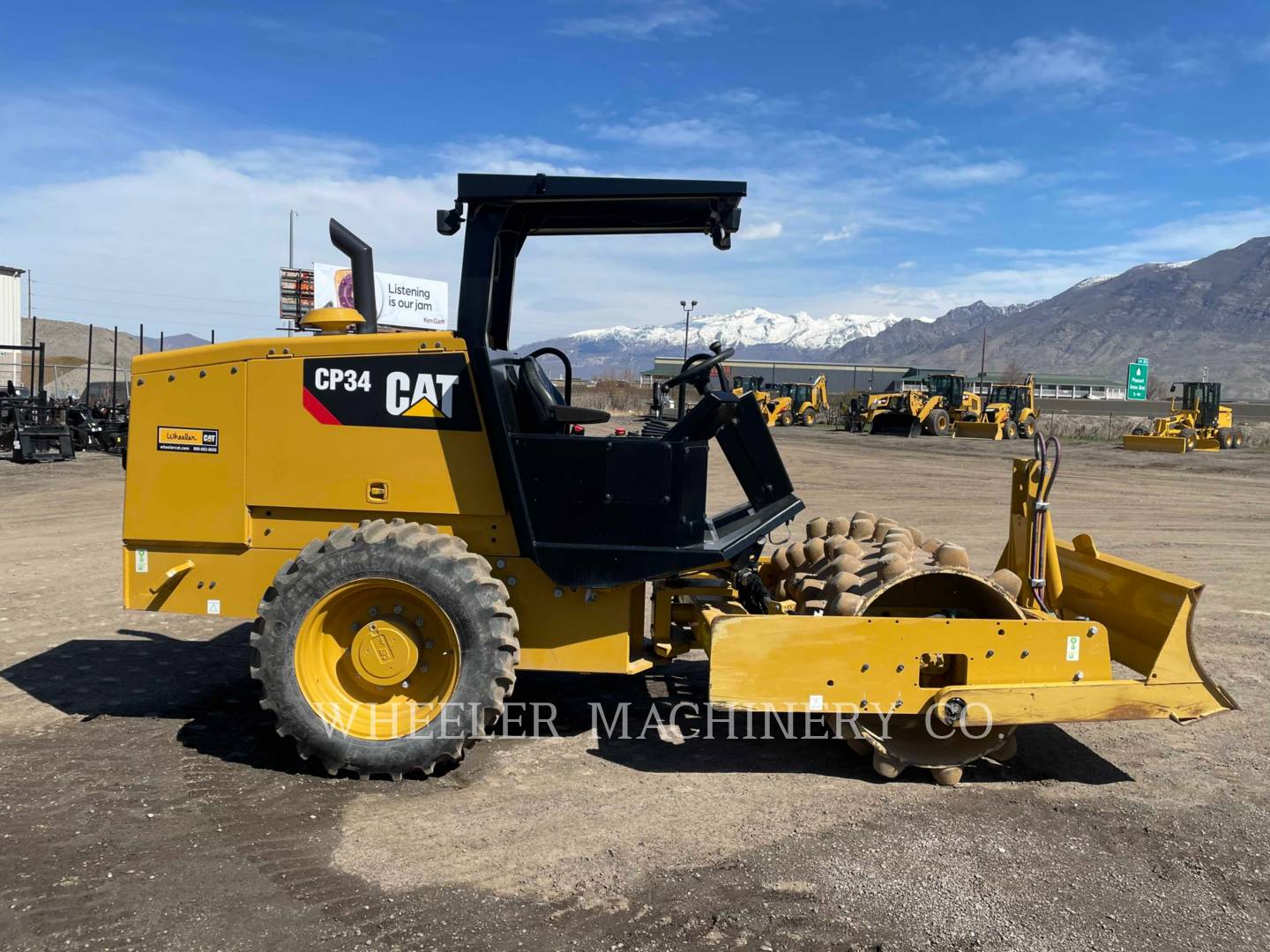 2019 Caterpillar CP34 Vibratory Single