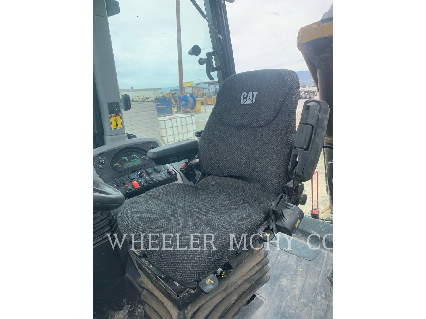 2018 Caterpillar 420F2 E Tractor Loader Backhoe