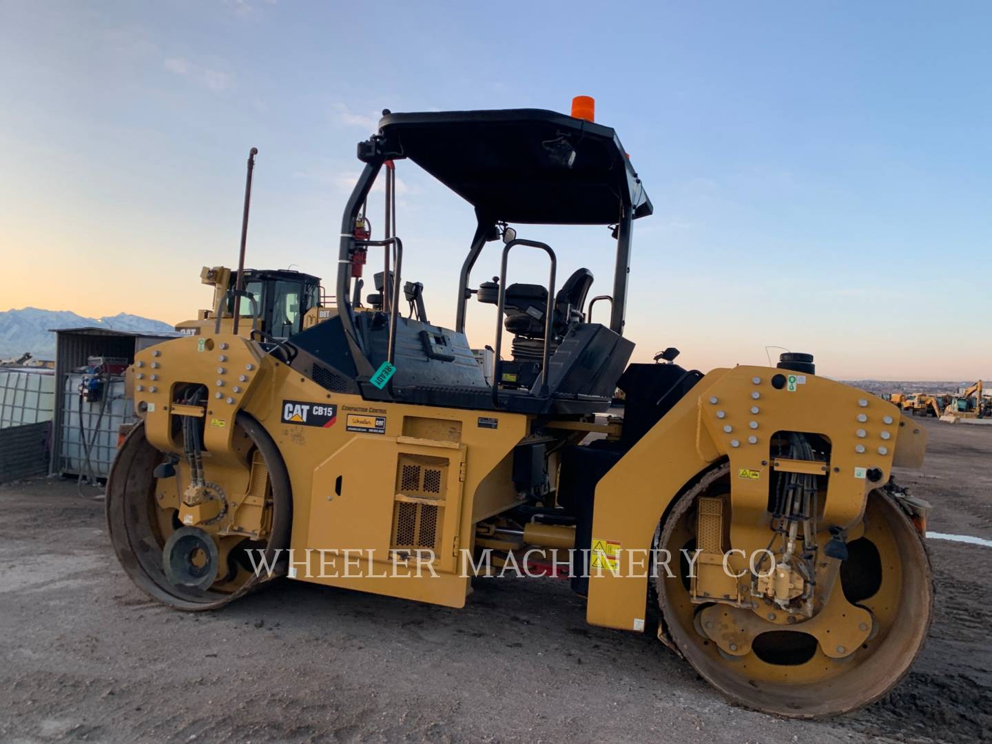 2019 Caterpillar CB15 CW Vibratory Double