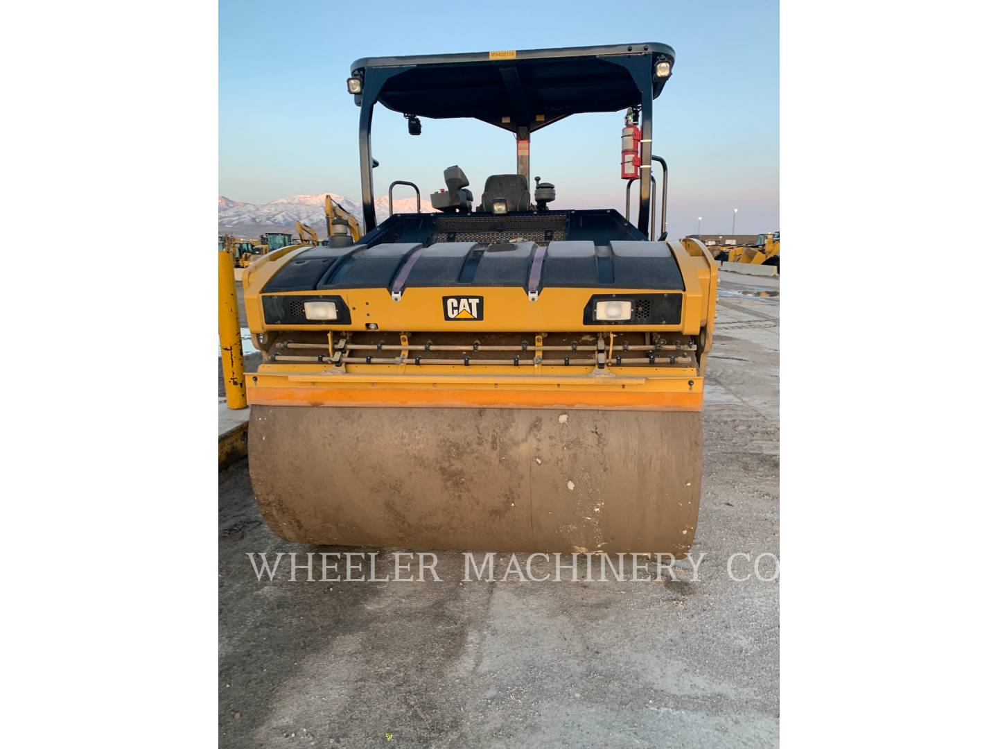 2019 Caterpillar CB15 CW Vibratory Double