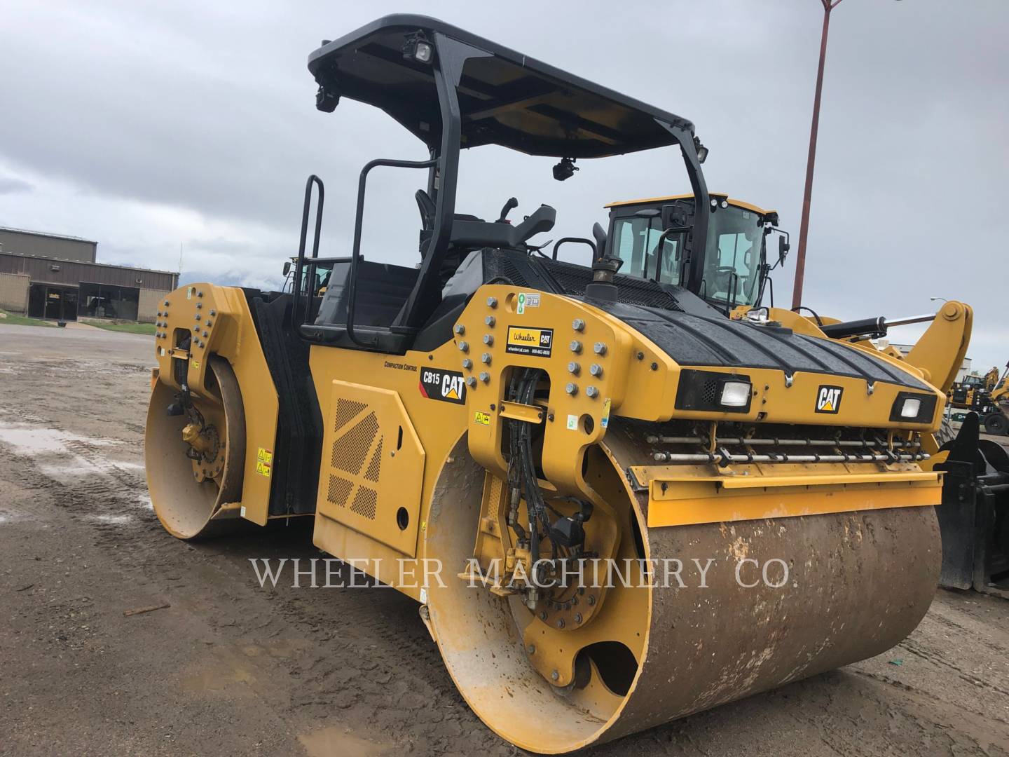 2019 Caterpillar CB15 Vibratory Double