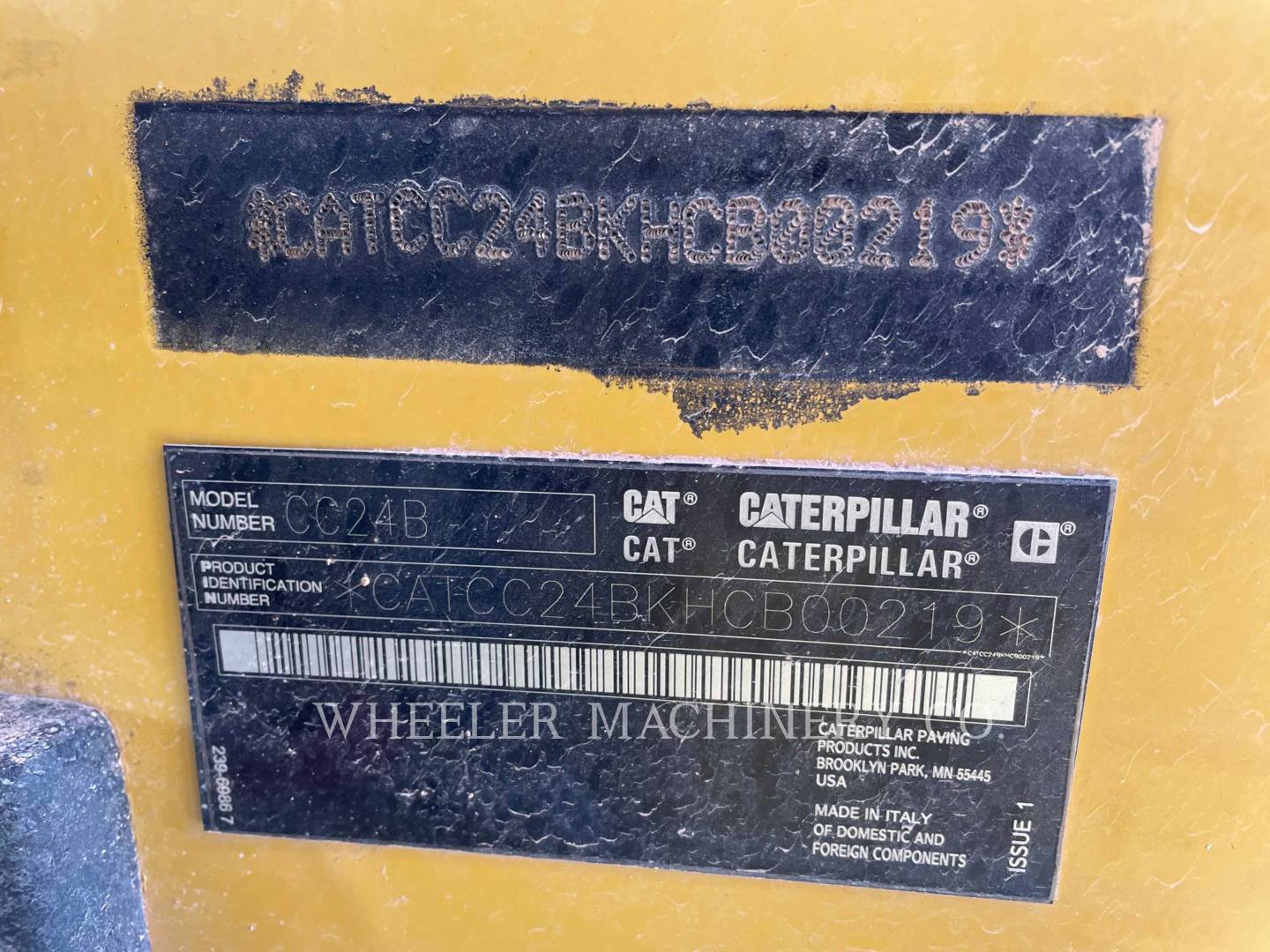 2019 Caterpillar CC24B Roller