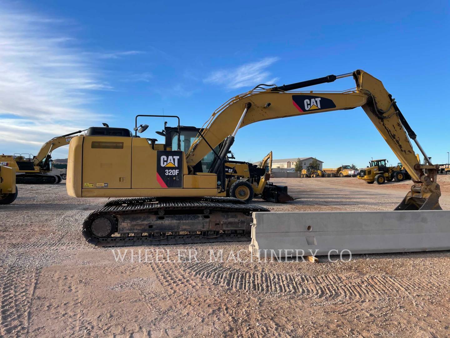 2017 Caterpillar 320F L Excavator