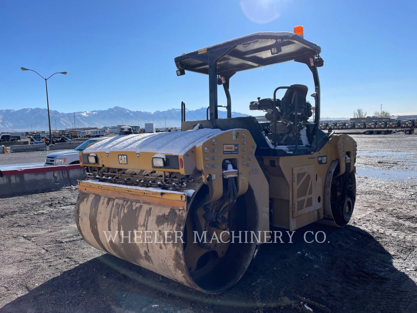 2019 Caterpillar CB15 CW Vibratory Double