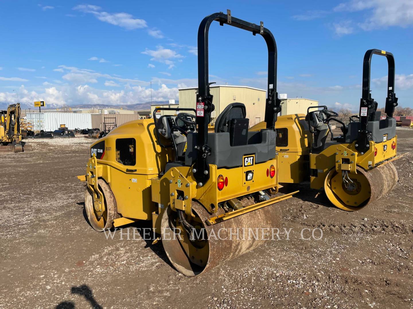 2020 Caterpillar CB34B Vibratory Double