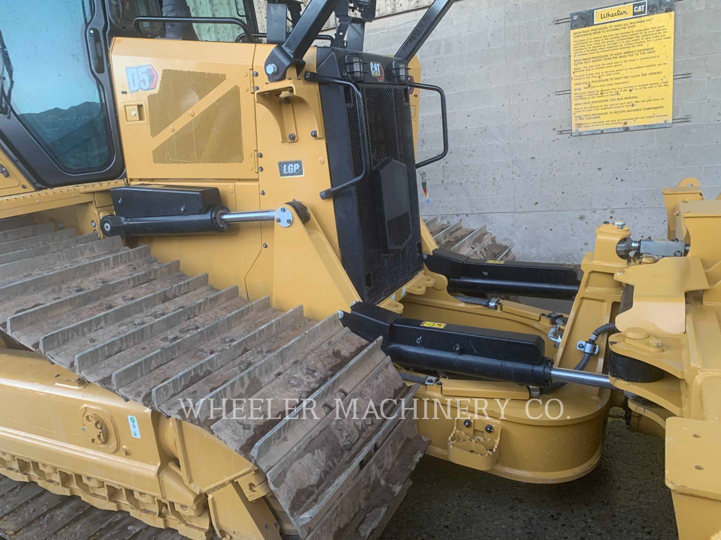 2020 Caterpillar D5 LGP PAT Dozer